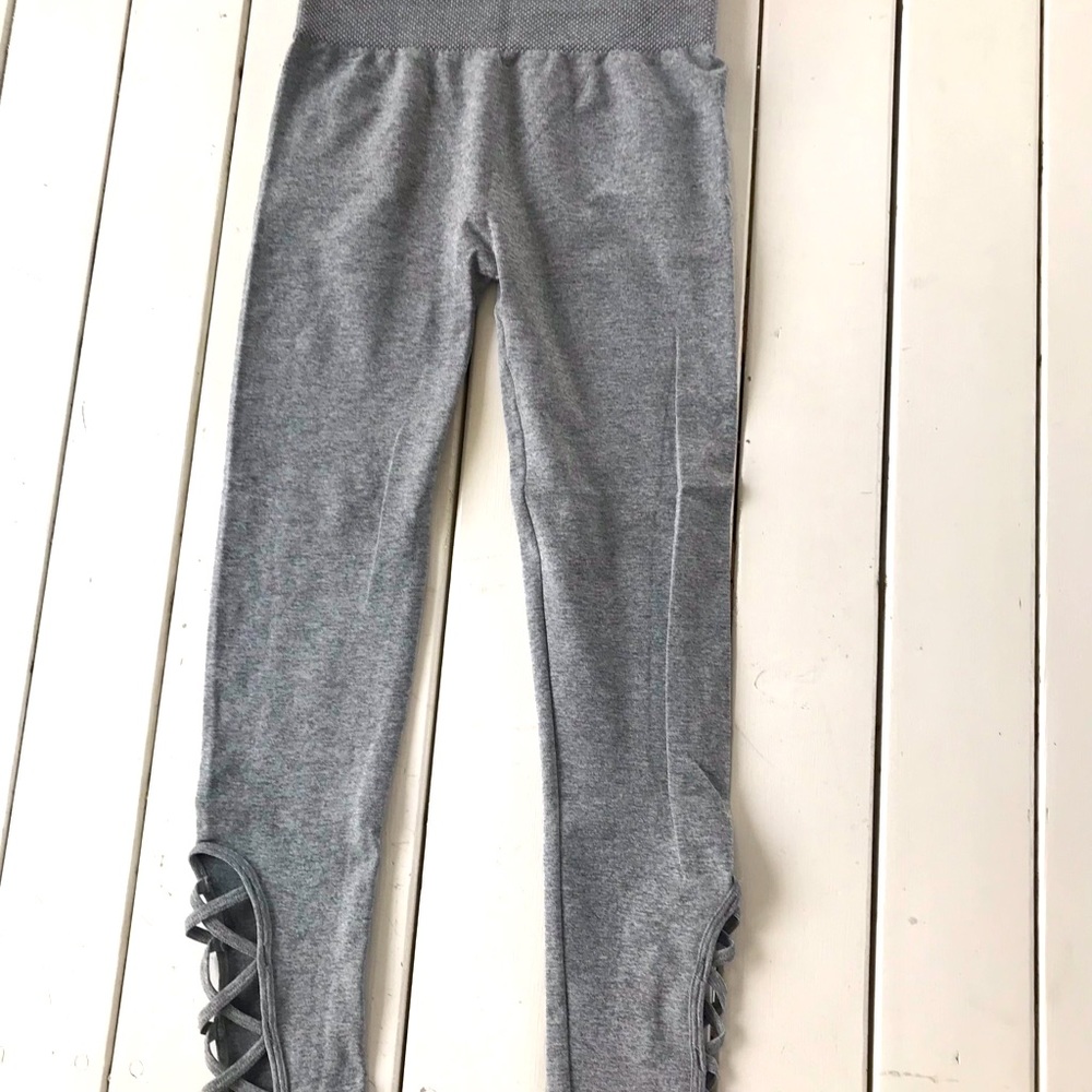 Zenana outfitters leggings, size large
